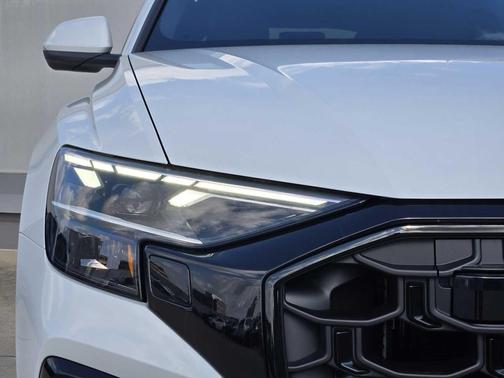 2026 Audi Q8 55 Premium Plus