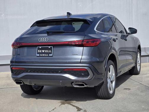 2025 Audi Q5 Premium Plus TFSI quattro S tronic
