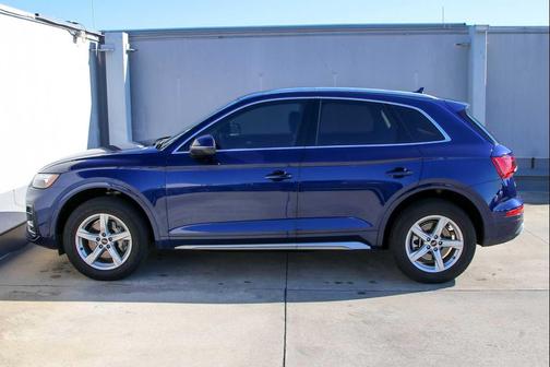 2023 Audi Q5 40 Premium