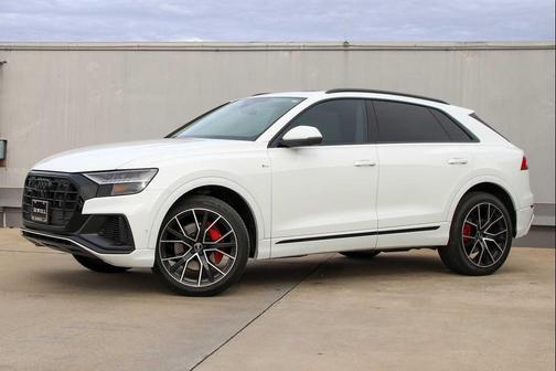 2023 Audi Q8 55 Premium Plus