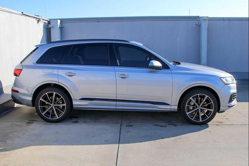2021 Audi Q7 55 Premium Plus