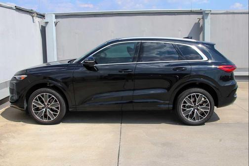2025 Audi Q5 Premium Plus
