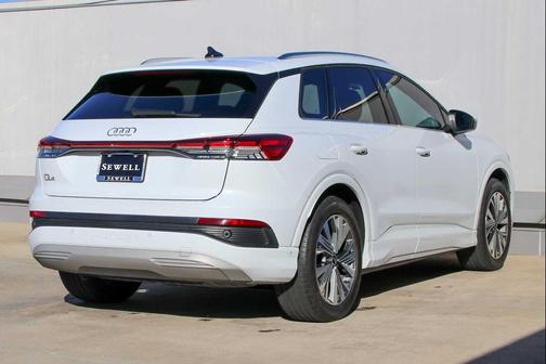 2023 Audi Q4 e-tron Premium Plus 40 RWD