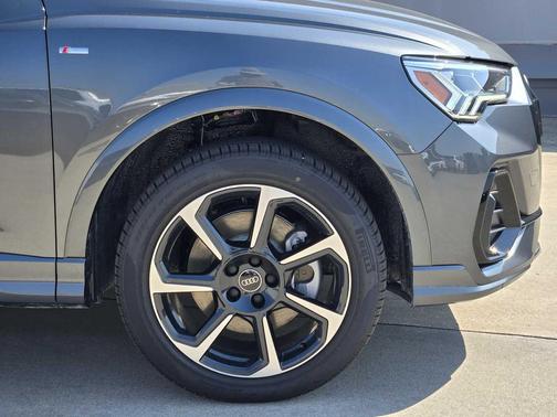 2025 Audi Q3 45 S line Premium Plus