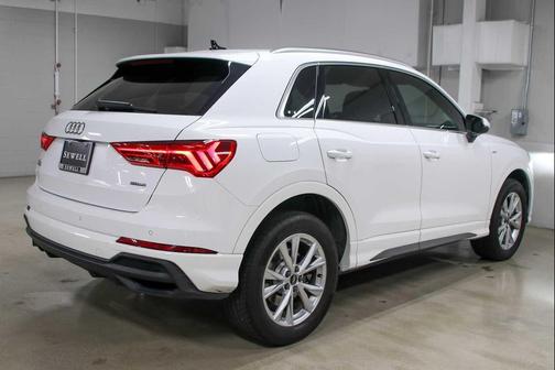 2023 Audi Q3 Premium 45 TFSI S line quattro Tiptronic