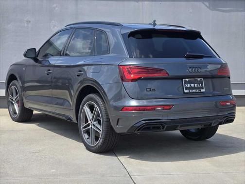 2025 Audi Q5 55 S line Premium Plus