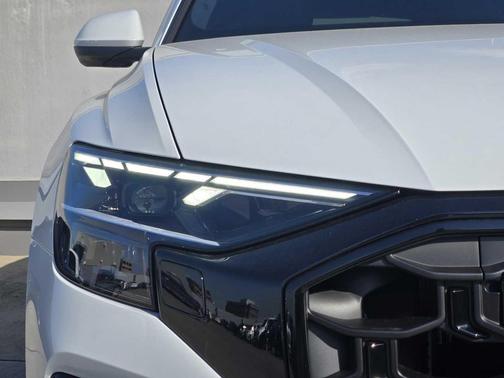 2026 Audi Q8 55 Premium Plus
