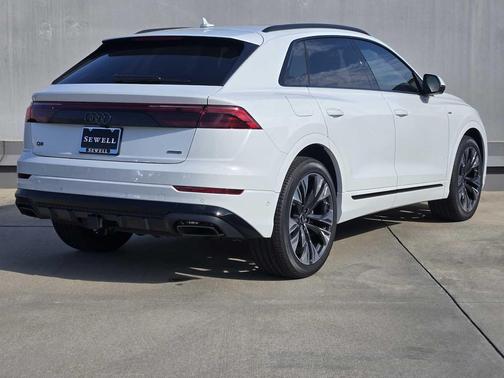 2026 Audi Q8 55 Premium Plus