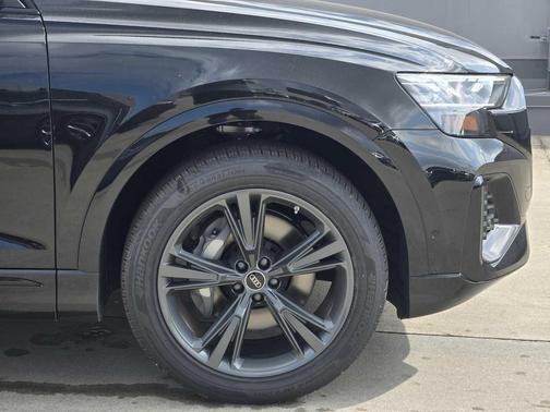 2026 Audi Q8 55 Premium