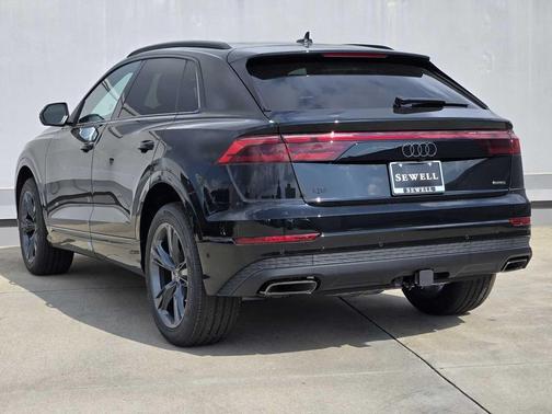 2026 Audi Q8 55 Premium