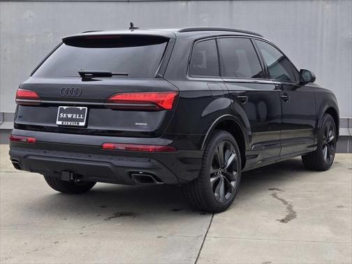 2025 Audi Q7 55 Premium Plus