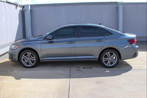 2023 Volkswagen Jetta 1.5T SE