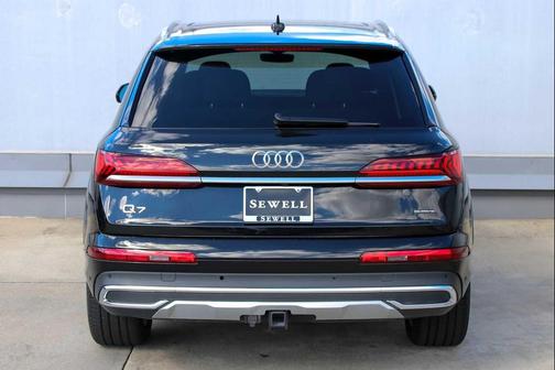 2023 Audi Q7 55 Premium Plus