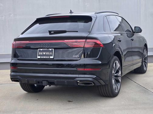 2026 Audi Q8 55 Premium Plus