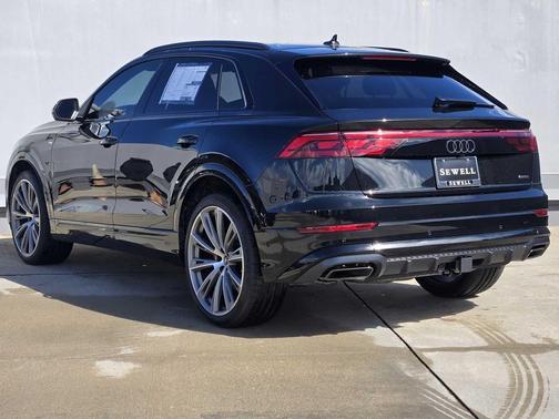 2026 Audi Q8 55 Prestige