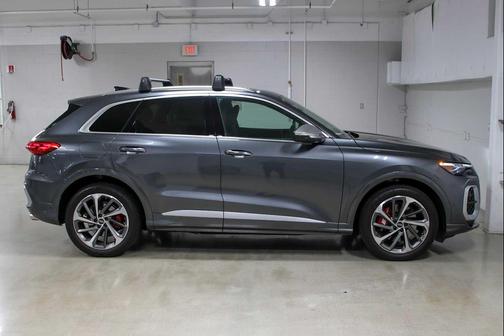 2025 Audi SQ5 3.0T Premium Plus