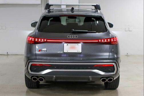 2025 Audi SQ5 3.0T Premium Plus