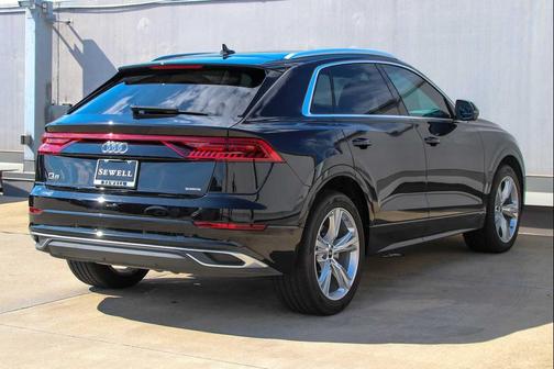 2023 Audi Q8 55 Prestige