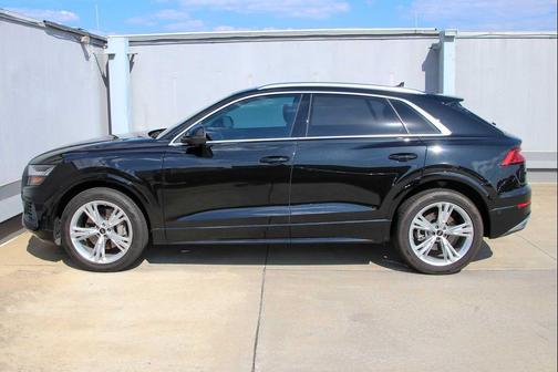 2023 Audi Q8 55 Prestige
