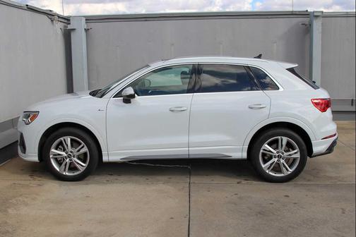2023 Audi Q3 45 S line Premium Plus