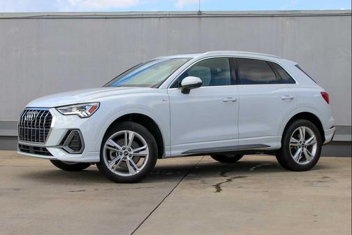2023 Audi Q3 45 S line Premium Plus