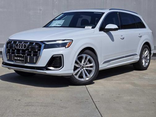 2026 Audi Q7 55 Premium Plus