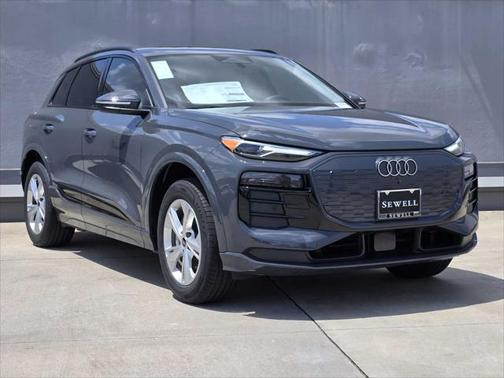 2025 Audi Q6 e-tron Premium