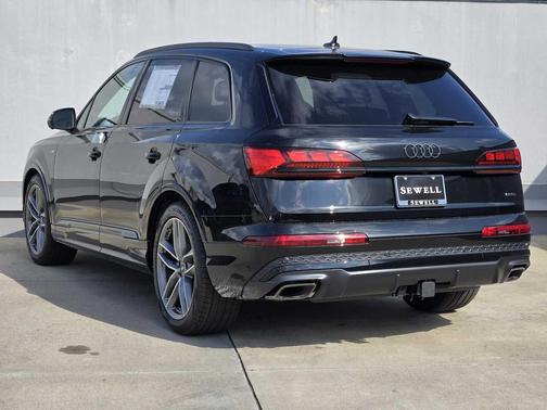 2026 Audi Q7 55 Prestige