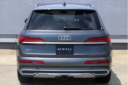 2023 Audi Q7 55 Premium Plus