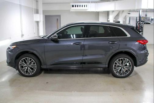 2025 Audi Q5 Premium Plus TFSI quattro S tronic