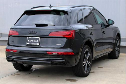 2025 Audi Q5 45 S line Premium Plus