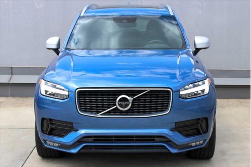 2017 Volvo XC90 T6 R-Design