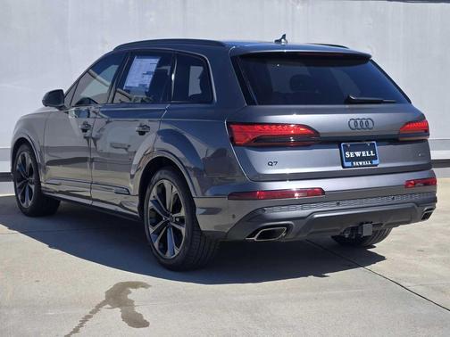 2026 Audi Q7 55 Premium Plus