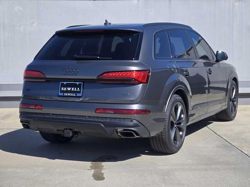 2026 Audi Q7 55 Premium Plus