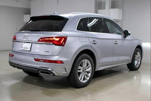 2023 Audi Q5 45 S line Premium
