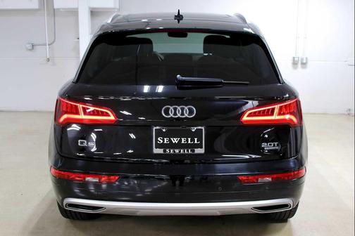 2018 Audi Q5 2.0T Premium Plus