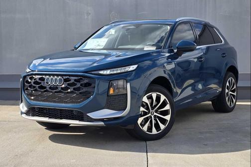 Malpelo Blue Metallic 2026 Audi Q3 TFSI quattro S tronic