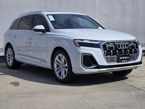 2026 Audi Q7 55 Premium Plus