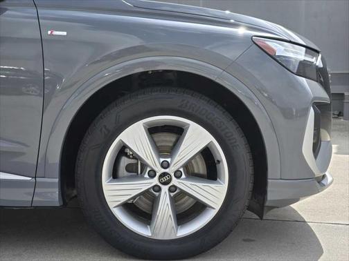 2025 Audi Q4 e-tron Premium Plus 55 quattro