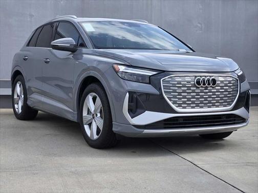 2025 Audi Q4 e-tron Premium Plus 55 quattro