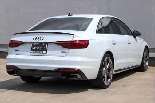 2023 Audi A4 45 S line Premium Plus