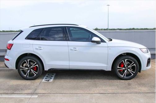 2025 Audi Q5 45 S line Premium Plus