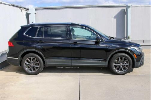 2023 Volkswagen Tiguan 2.0T SE 4MOTION
