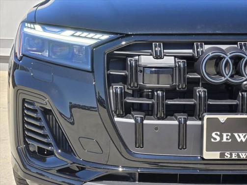 2025 Audi Q7 55 Prestige
