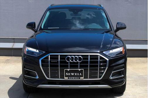 2024 Audi Q5 40 Premium