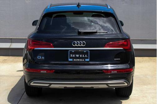 2024 Audi Q5 40 Premium