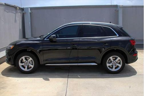 2024 Audi Q5 40 Premium