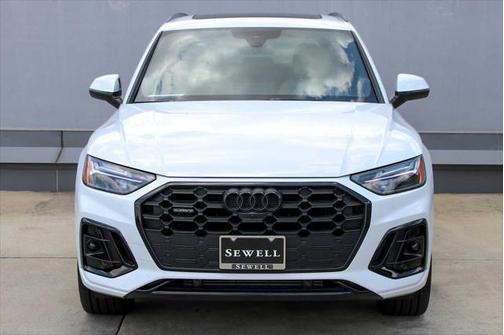 2024 Audi Q5 45 S line Premium Plus