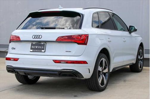 2024 Audi Q5 45 S line Premium Plus