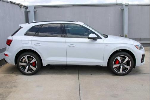 2024 Audi Q5 45 S line Premium Plus